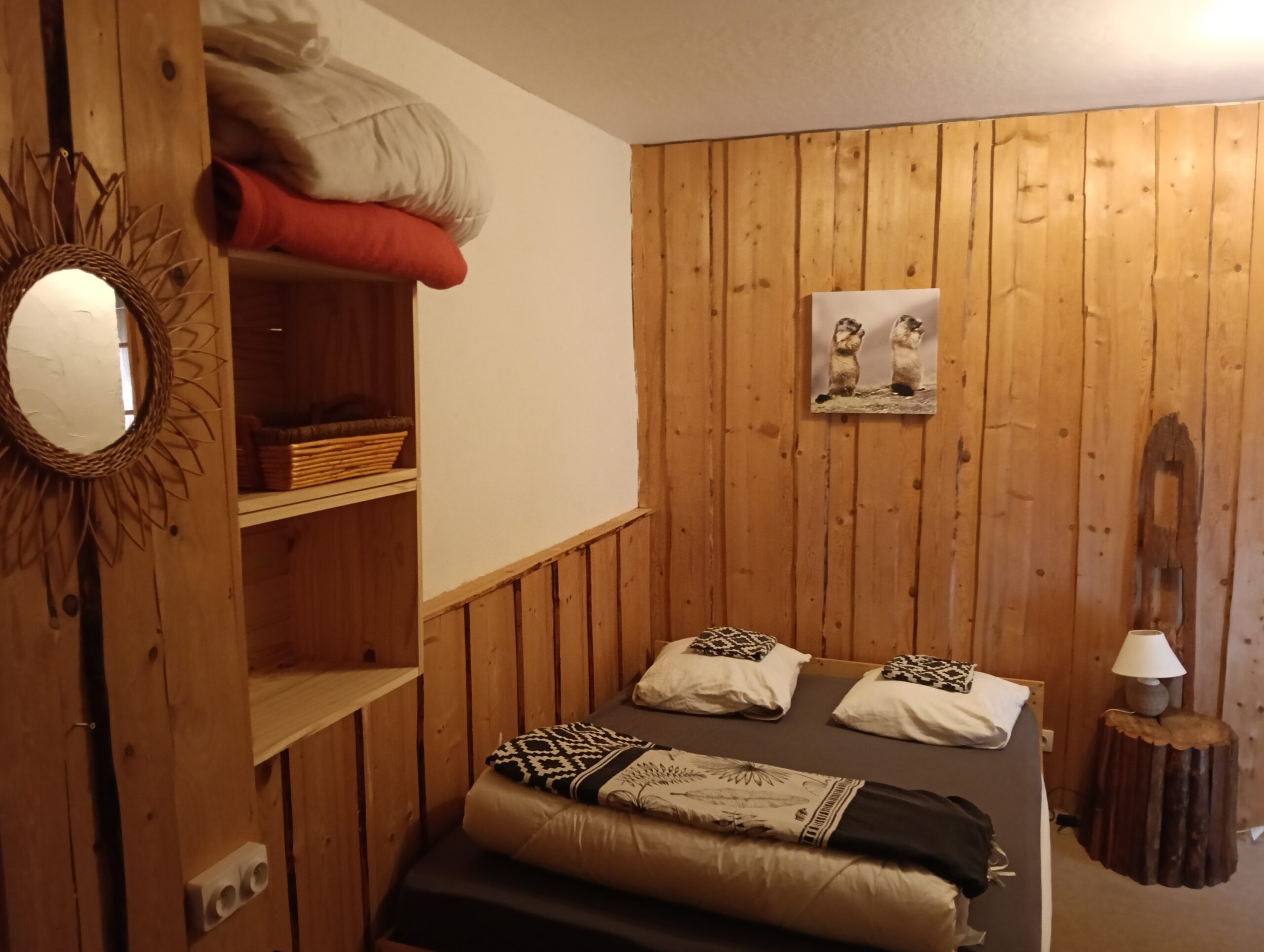 chambre double - chalet le Jura - Giron